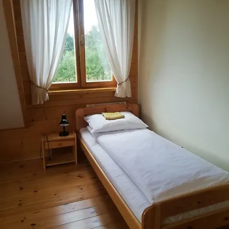 Orlik - Pokoje Goscinne Uscie Gorlickie Exteriér fotografie
