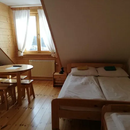 Orlik - Pokoje Goscinne Uscie Gorlickie Exteriér fotografie